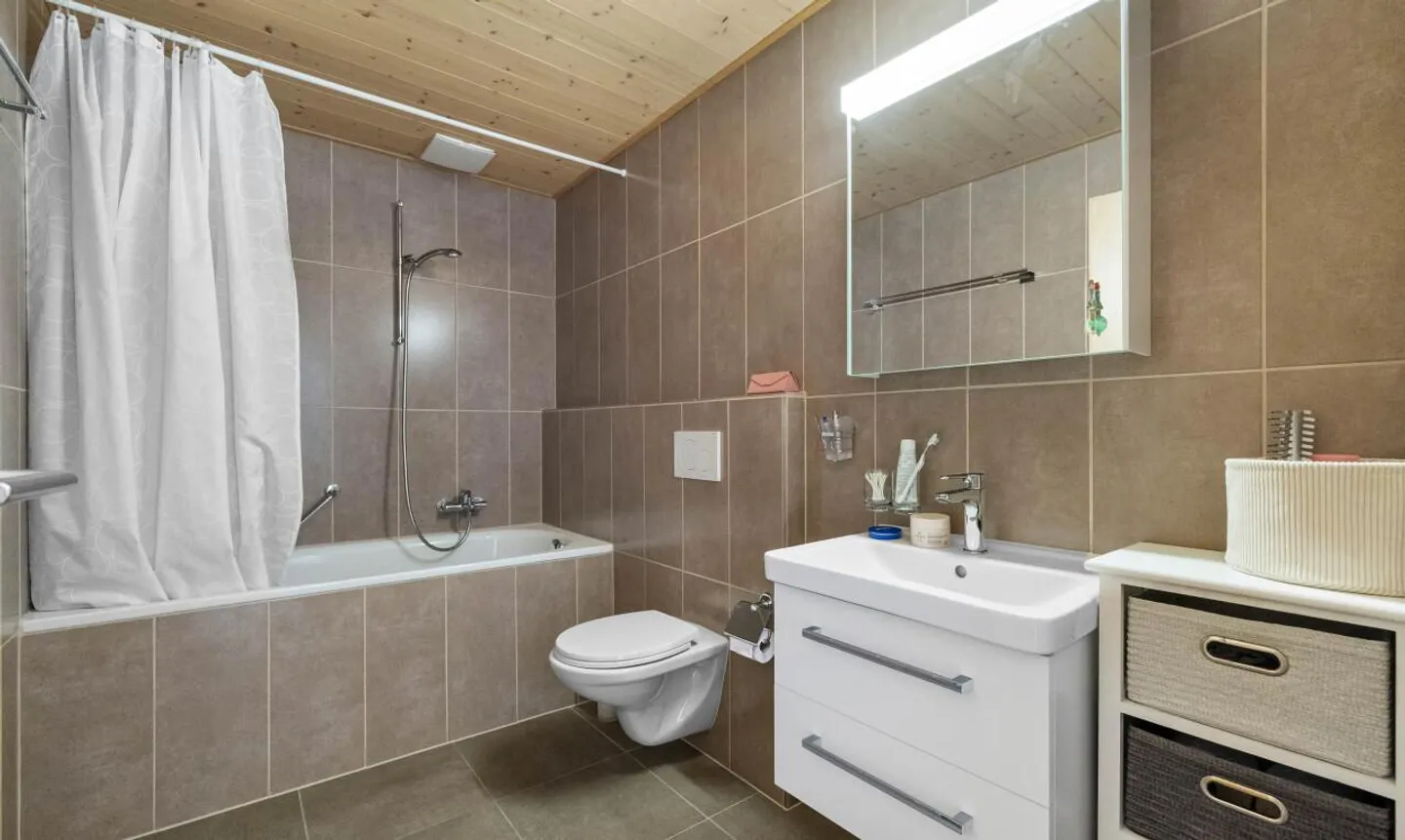 Casa di villaggio con appartamento di rendimento indipendente - Foto 8 di 13