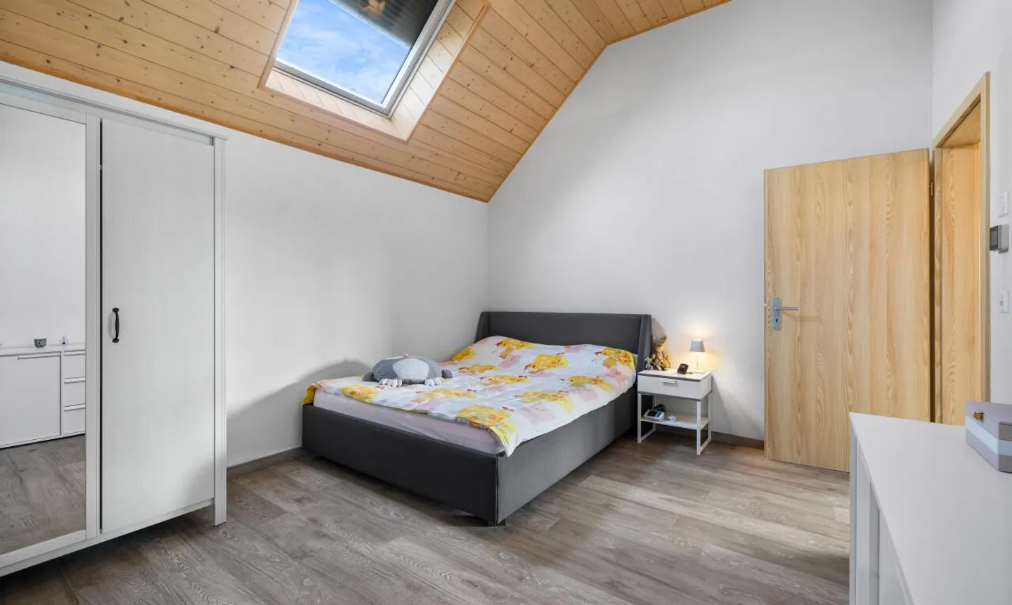 Casa di villaggio con appartamento di rendimento indipendente - Foto 9 di 13