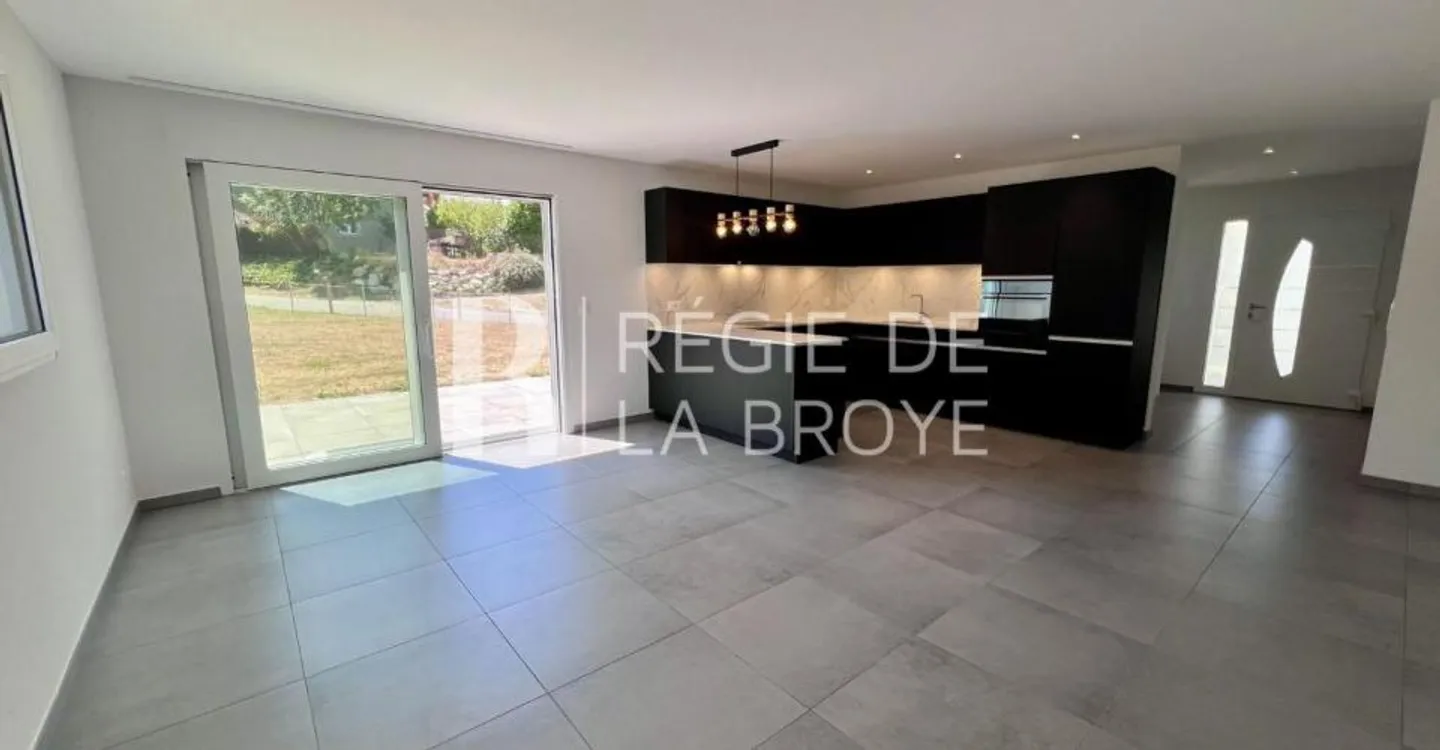 3.5-room duplex in Dompierre FR - Photo 1 of 8