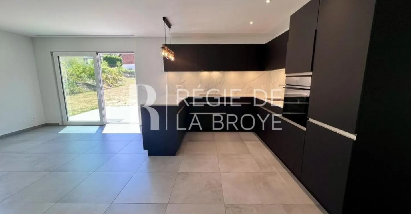3.5-room duplex in Dompierre FR - Photo 4 of 8