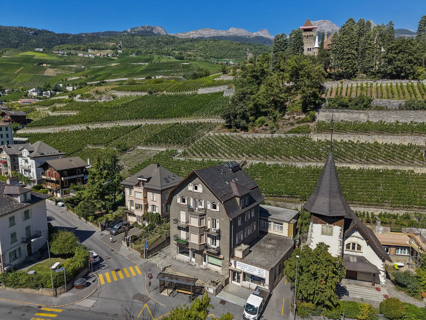 Charmante Wohnung in Sierre - Foto 1 von 22