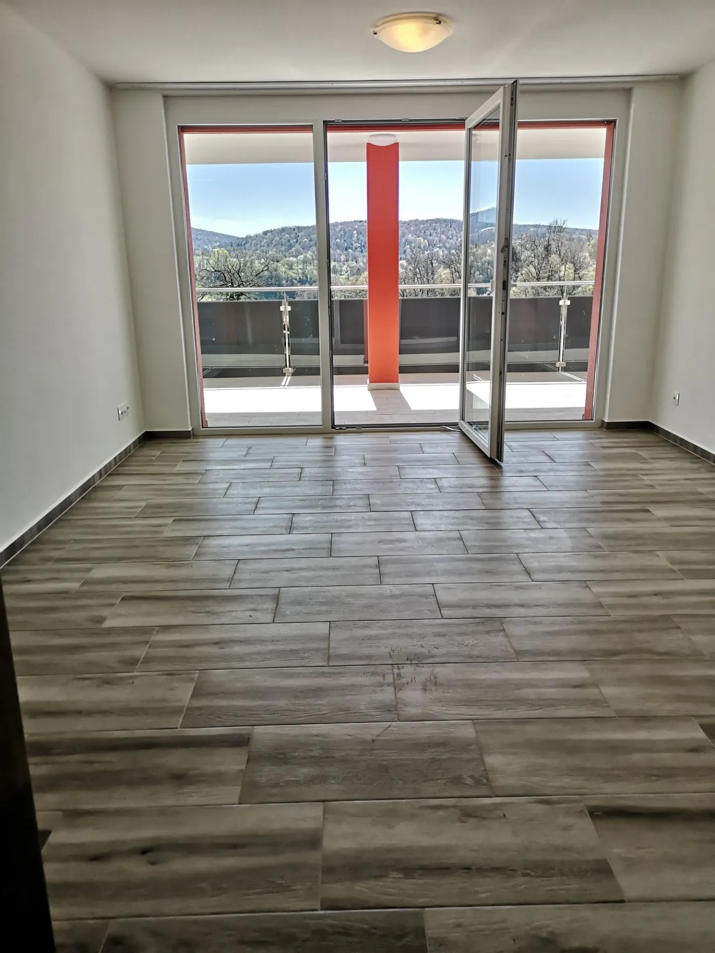 Appartement neuf au 1er étage avec terrasse couverte, avec vue. - Foto 11 di 18