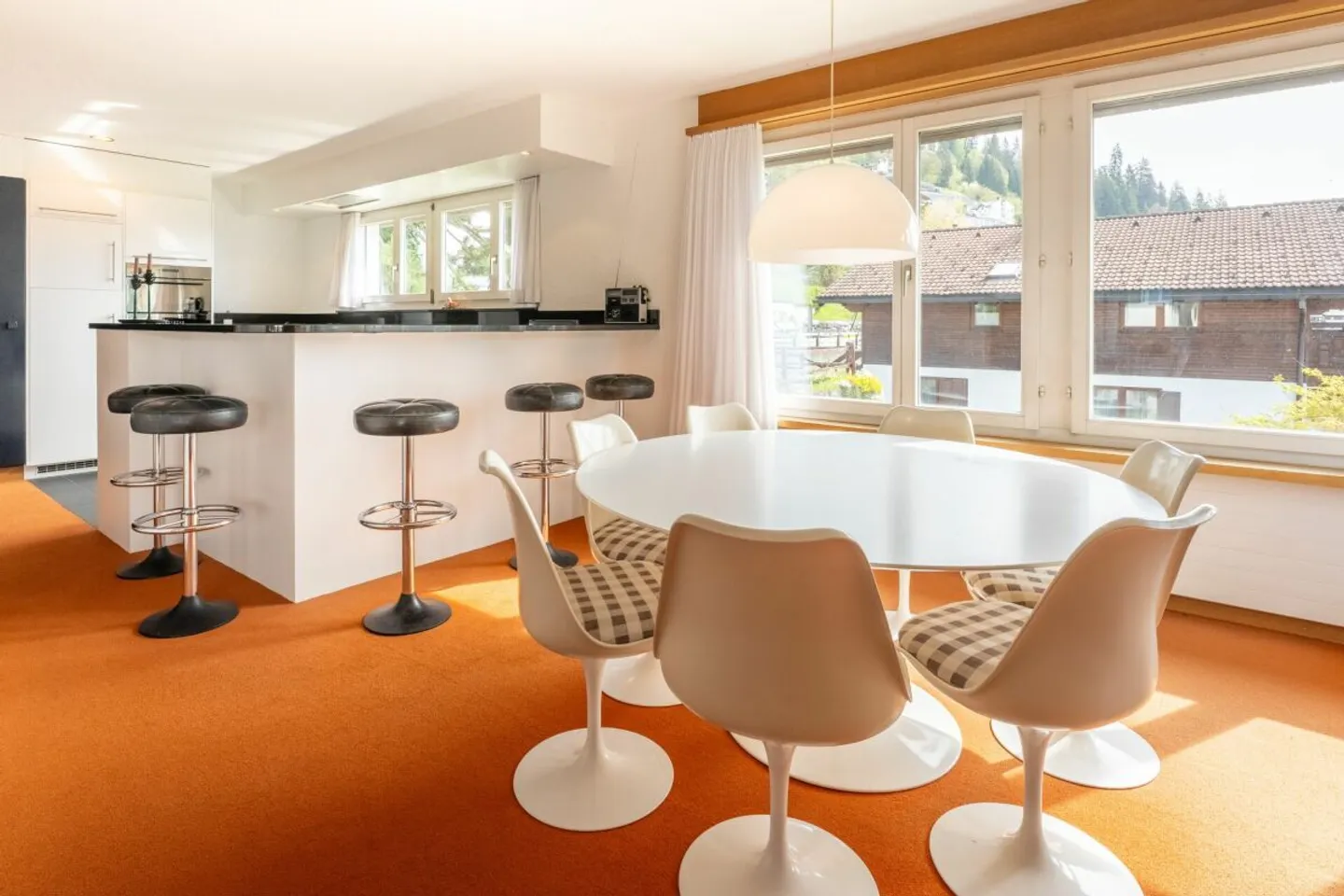 Chalet mit Schwimmbad in Flims - Foto 3 von 37