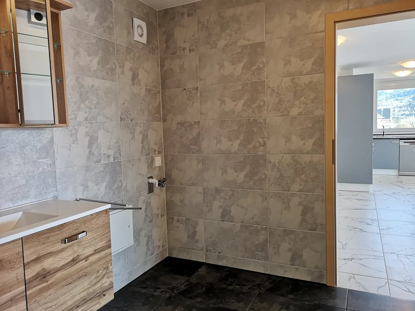 Appartement neuf au 1er étage avec terrasse couverte, avec vue. - Foto 13 di 18