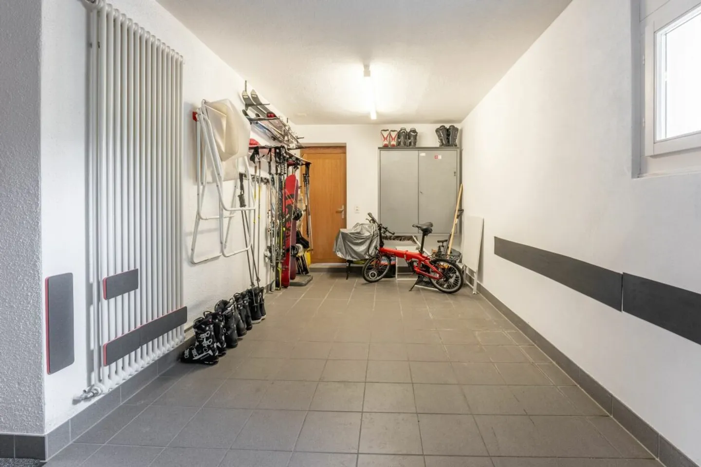 Chalet mit Schwimmbad in Flims - Foto 25 von 37