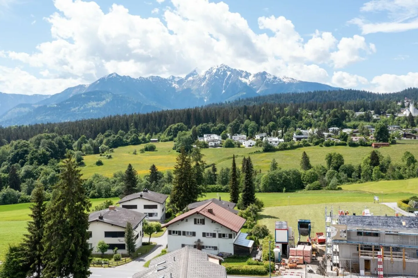 Chalet mit Schwimmbad in Flims - Foto 31 von 37