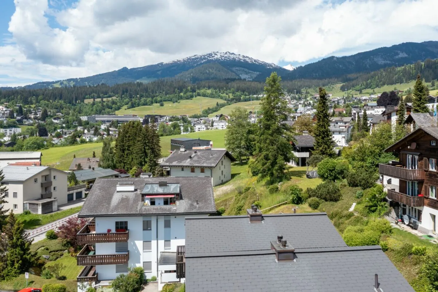 Chalet mit Schwimmbad in Flims - Foto 32 von 37