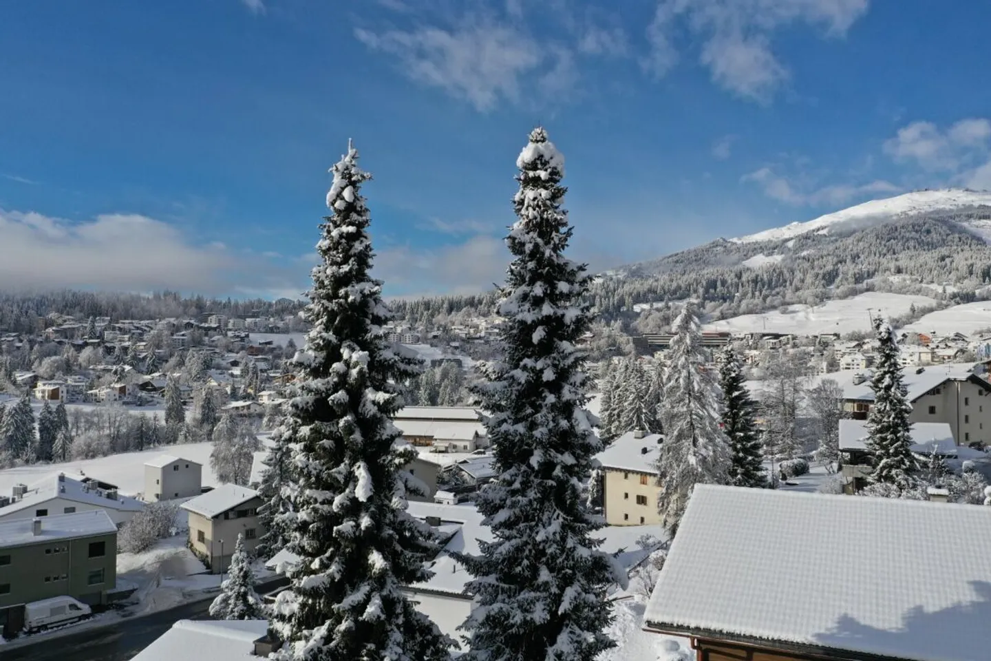 Chalet mit Schwimmbad in Flims - Foto 35 von 37