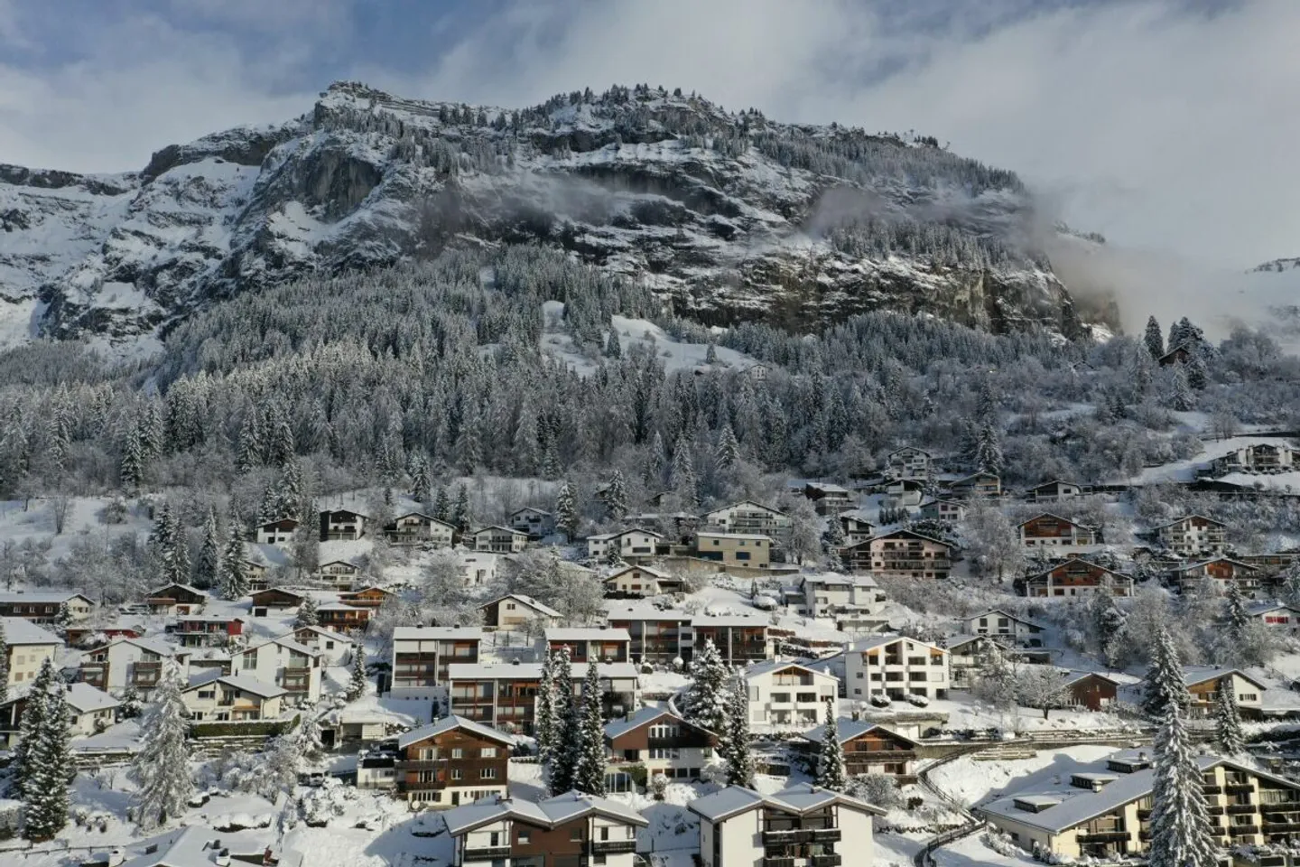 Chalet mit Schwimmbad in Flims - Foto 37 von 37