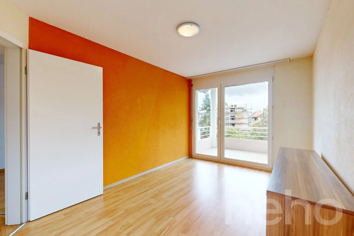 Casa bifamiliare di 5,5 stanze adatta alle famiglie in una posizione tranquilla - Foto 7 di 12