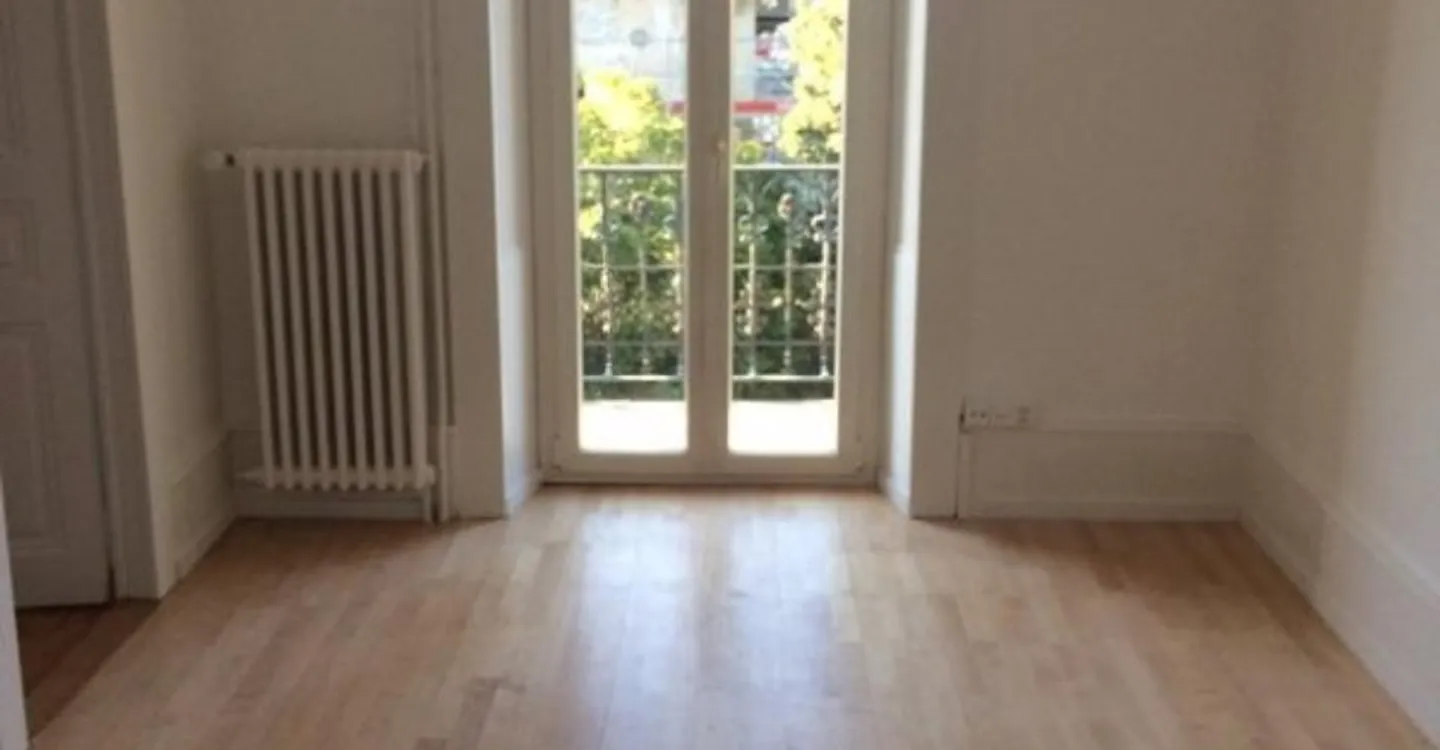 01544 - Appartamento 4 locali - Comba-Borel 3 - NEUCHATEL - Foto 2 di 3