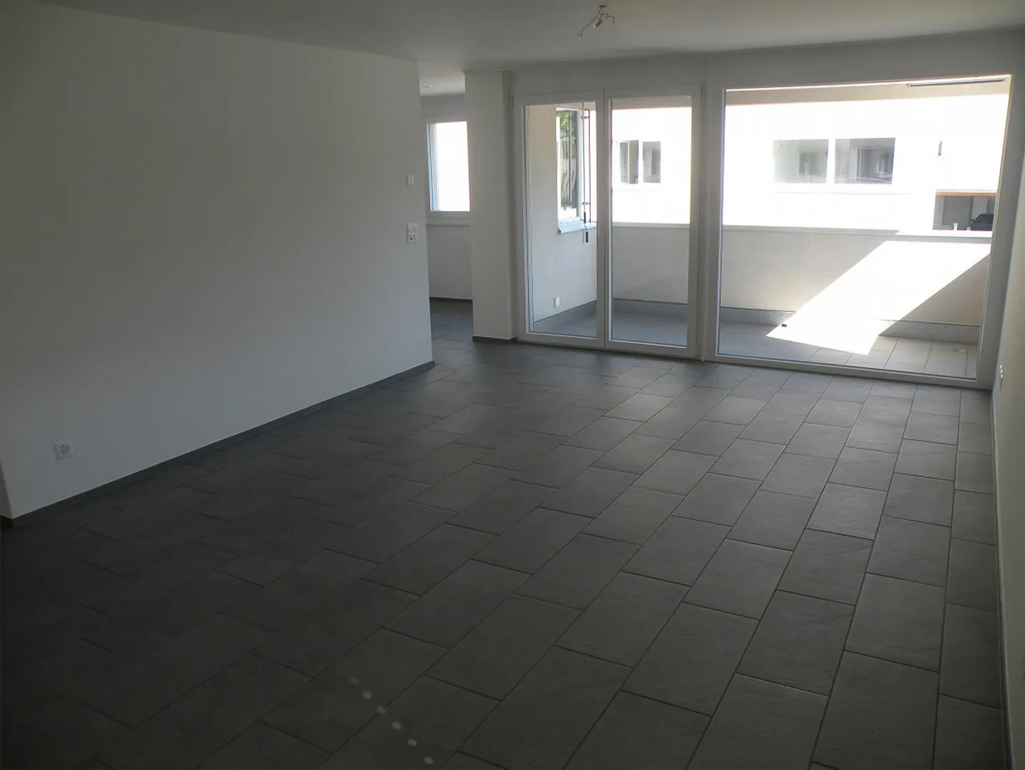 Helle 3,5 Z-Wohnung 80m2 - Foto 6 von 9