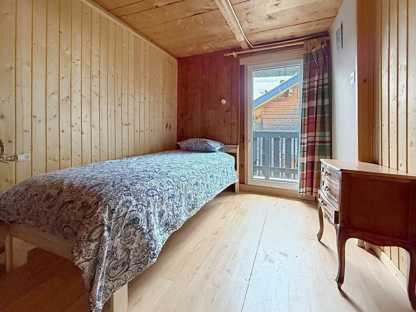 Renoviertes Chalet mit Mischnutzung - Foto 12 von 15