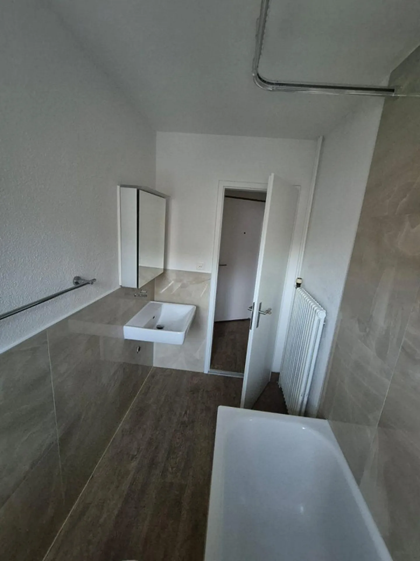 Appartement 2.0 pièces - Photo 7 sur 8