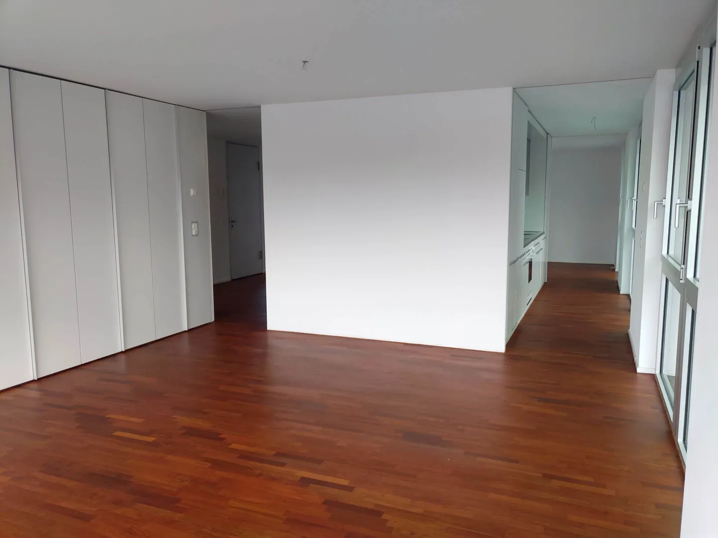 Vie moderne dans le style loft - Photo 4 sur 7