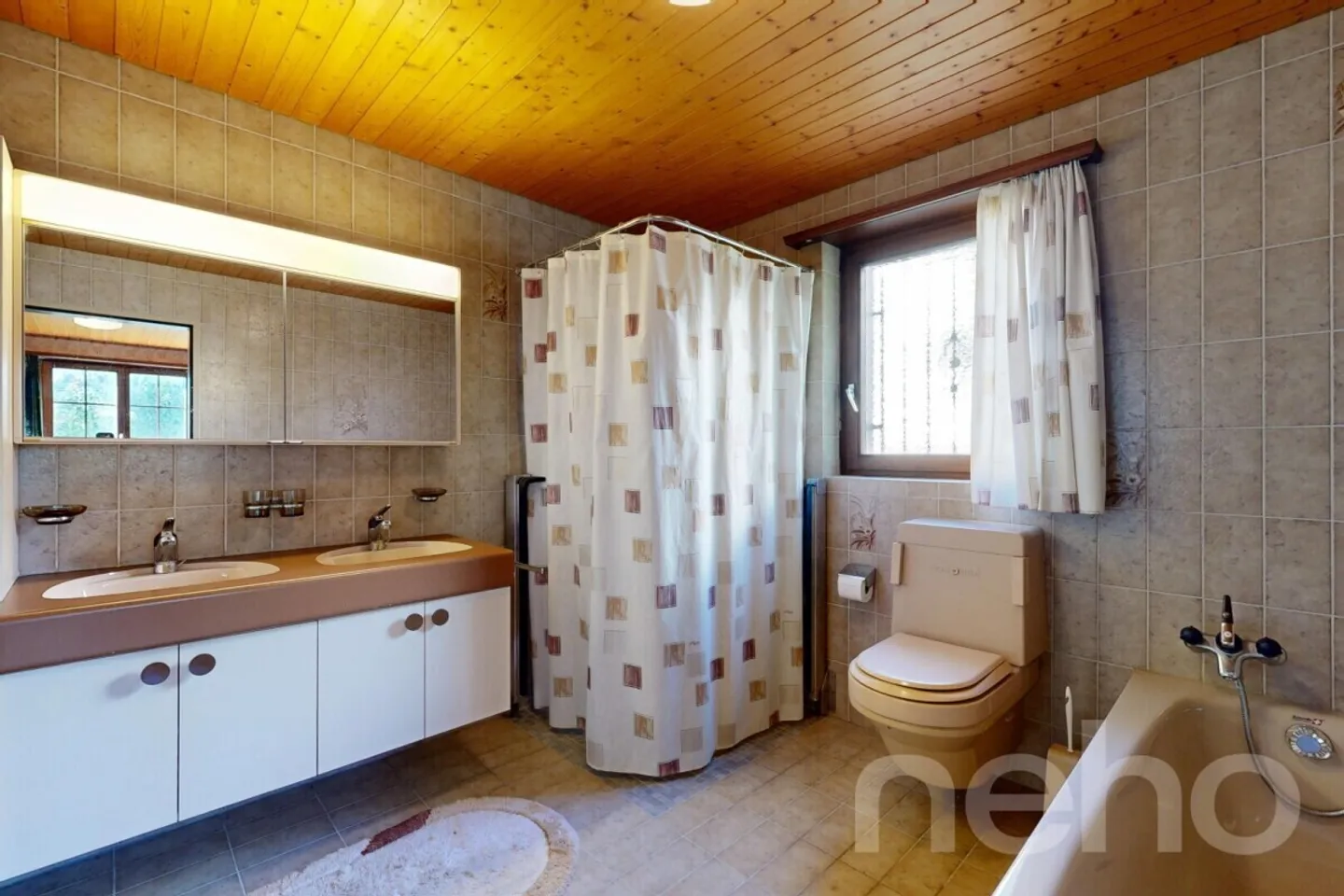 Charming 5.5-Room House with Plenty of Space and Idyllic Garden - Photo 9 of 12