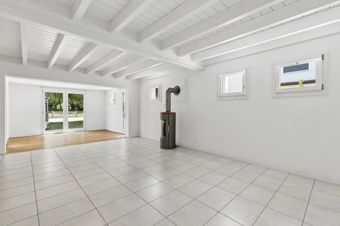 Casa unifamiliare di 4,5 stanze modernizzata con un ambiente adatto alle famiglie - Foto 3 di 14
