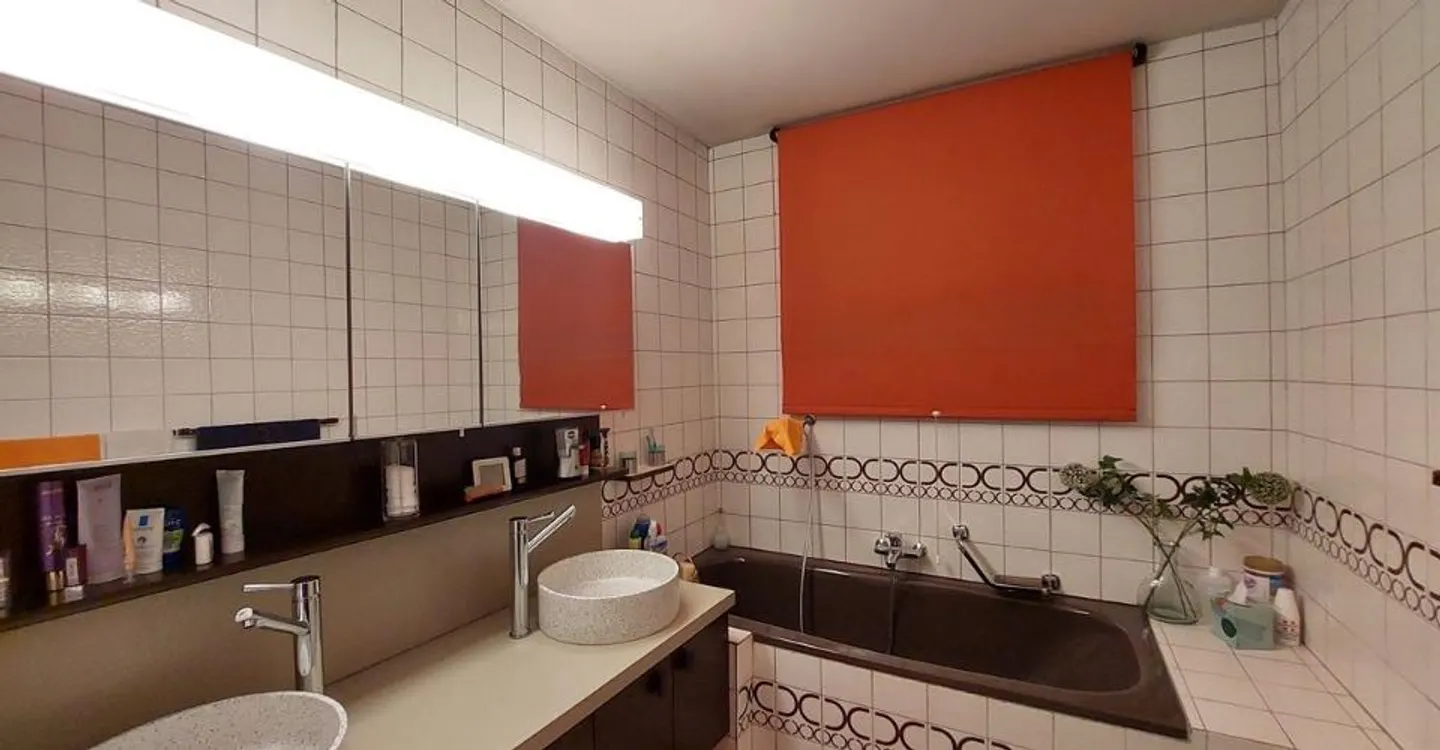 Außergewöhnliche Villa mit Seeblick - Foto 7 von 8
