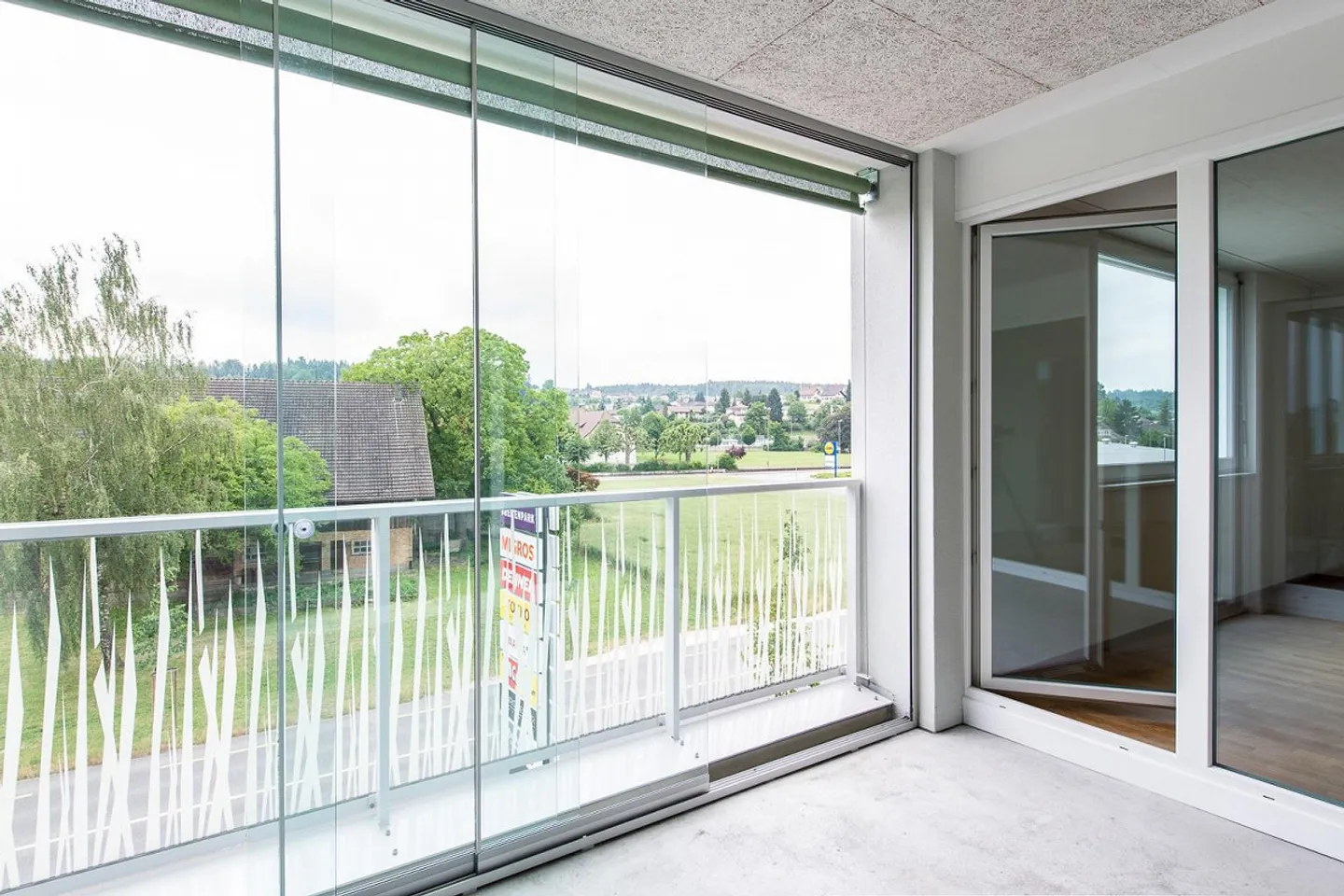 Central - Brilliant! - Photo 8 of 9