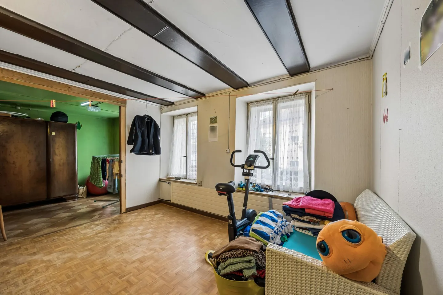 Casa bifamiliare su grande terreno con riserve di ampliamento - Foto 6 di 13