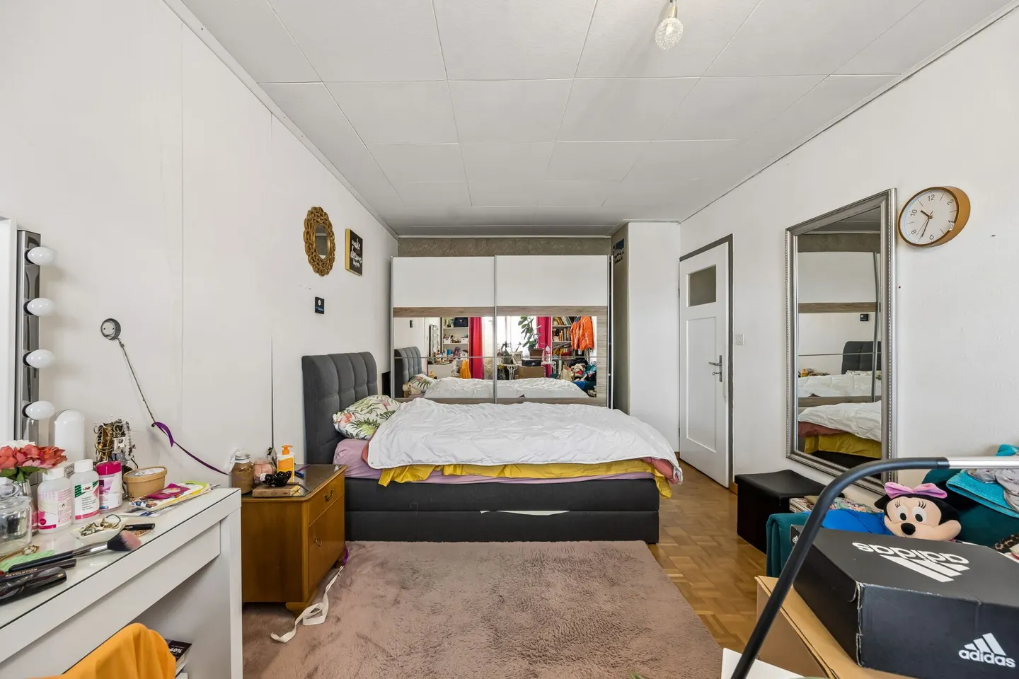 Casa bifamiliare su grande terreno con riserve di ampliamento - Foto 9 di 13