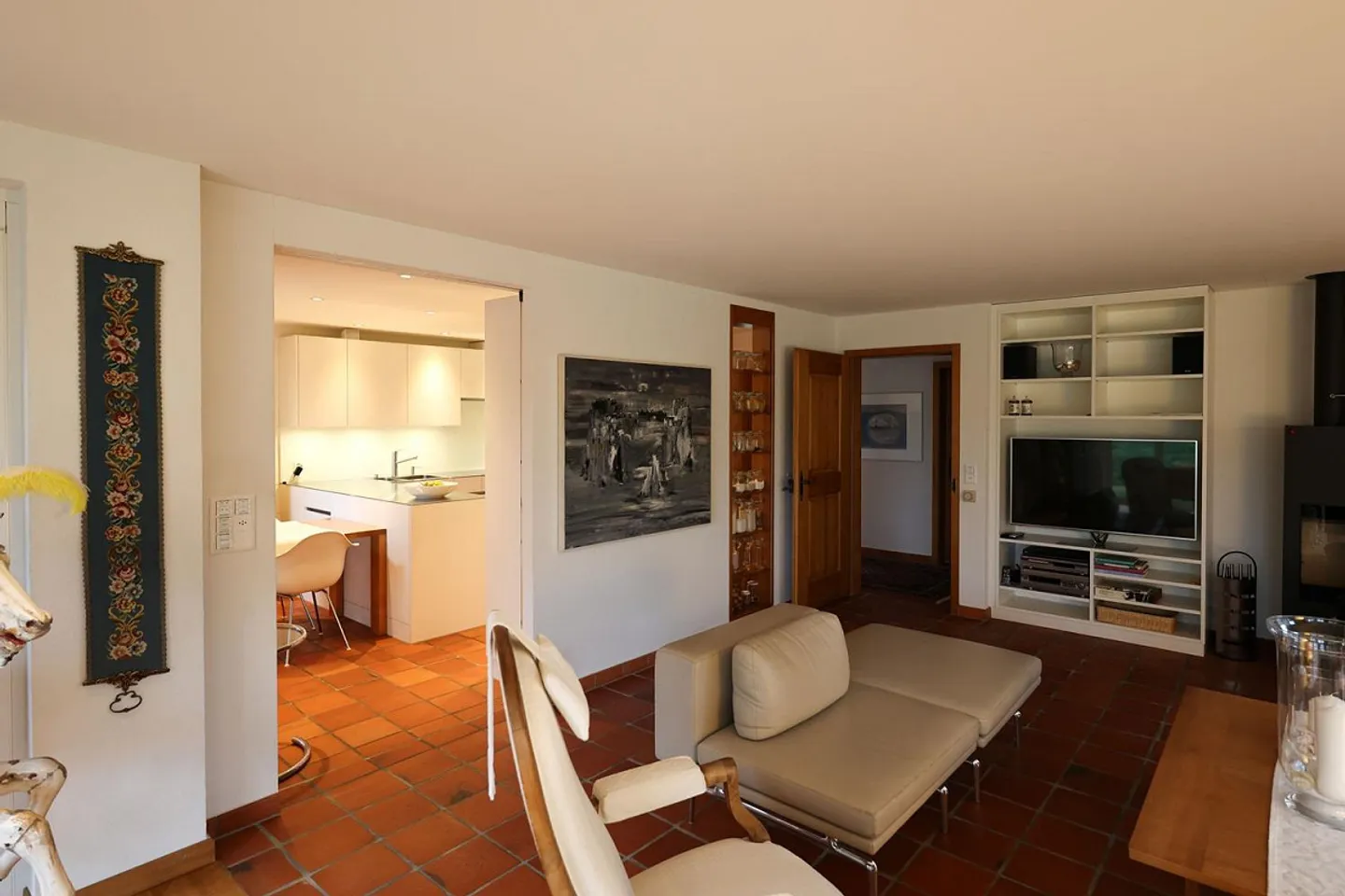 Ampia casa familiare a schiera con vista mozzafiato sul lago di Hallwil - Foto 4 di 12
