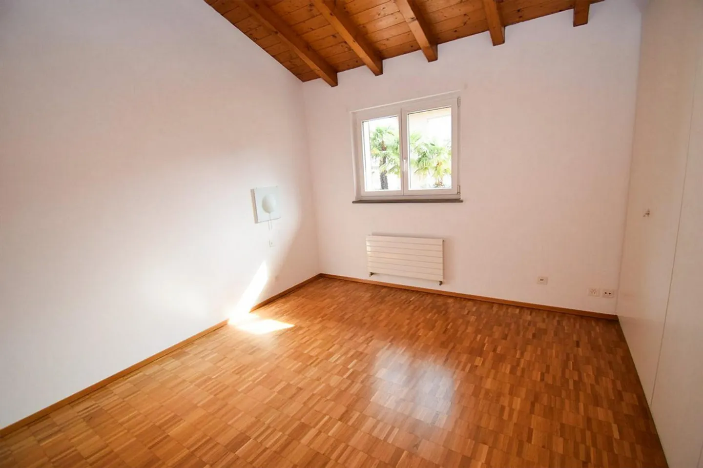 Ascona - 2.5 room apartment with air conditioning (ref. 10-4) - Photo 4 of 10