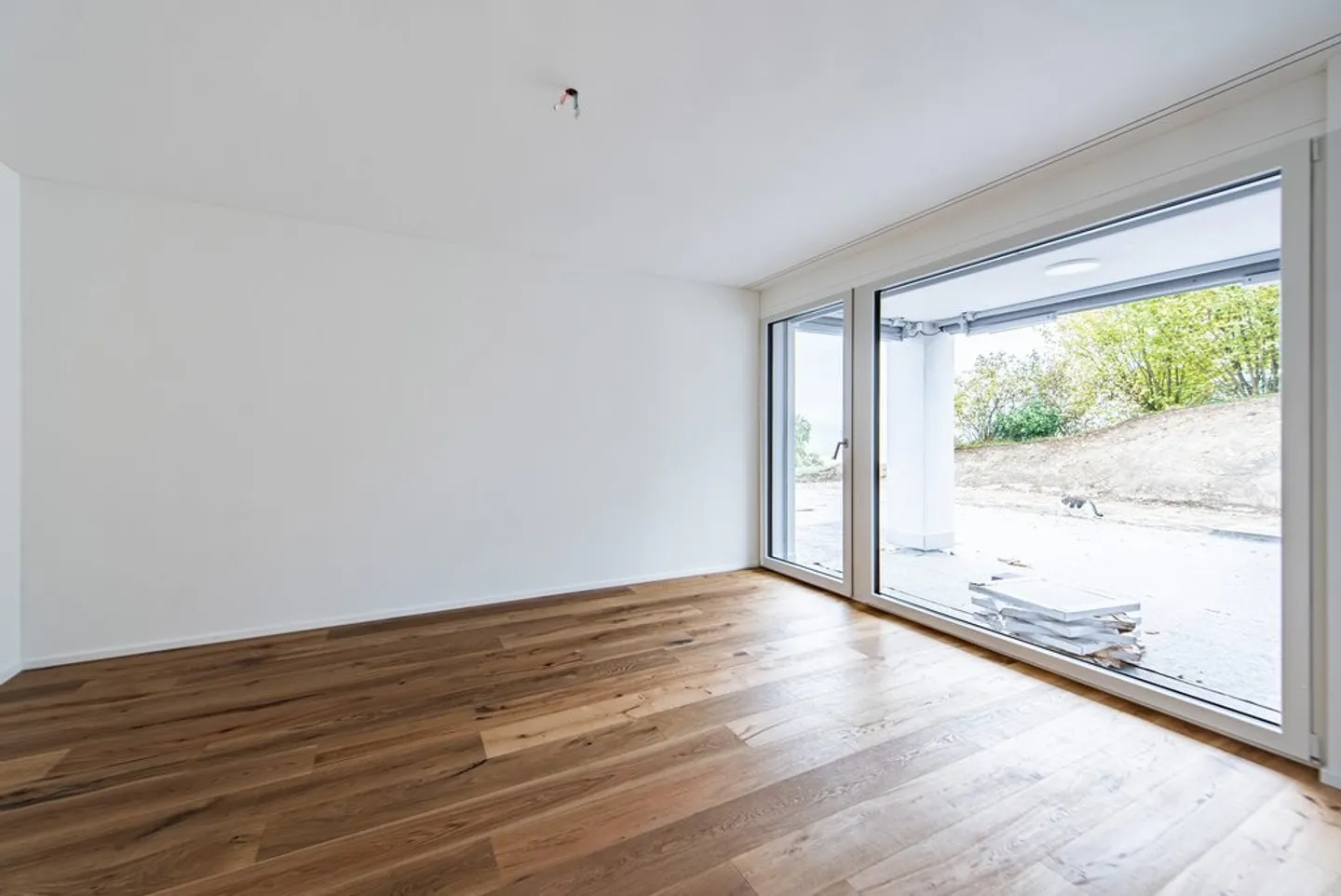 Modernes Gartenapartment mit Seesicht - Foto 6 von 11