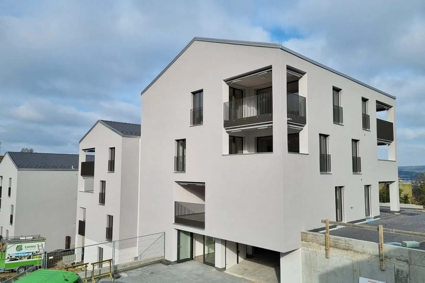 Modernes Gartenapartment mit Seesicht - Foto 10 von 11