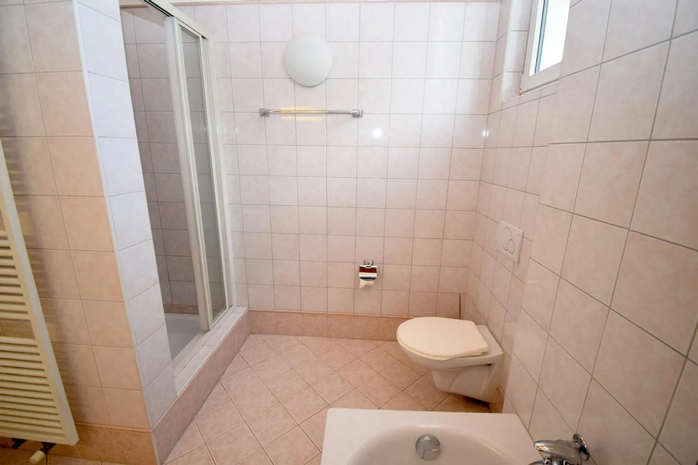 Ascona - 2.5 room apartment with air conditioning (ref. 10-4) - Photo 6 of 10