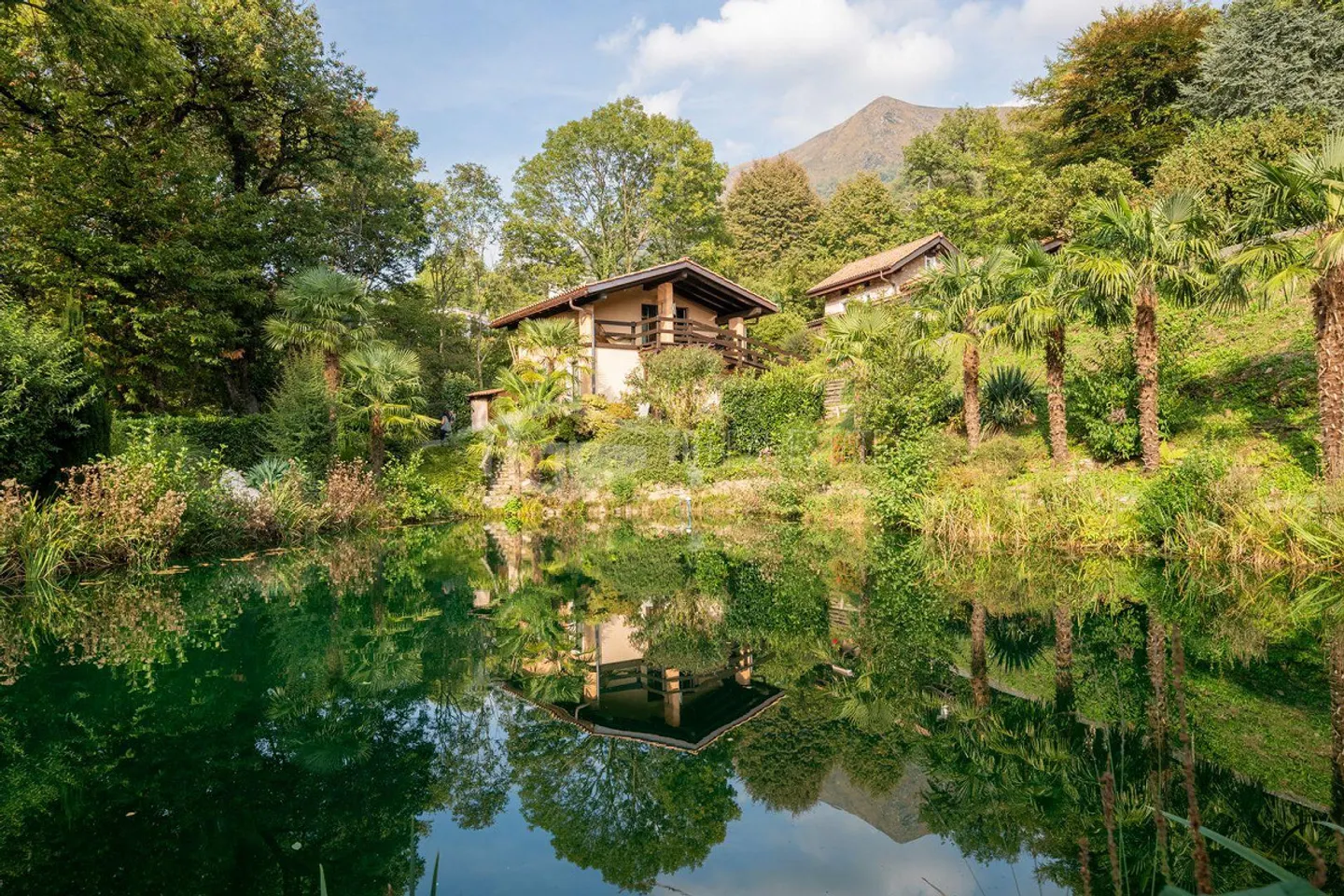 UNE OASIS DE PRIVACITÉ : VILLA AVEC LAGUNE ET DEPENDANCE - Photo 22 sur 30