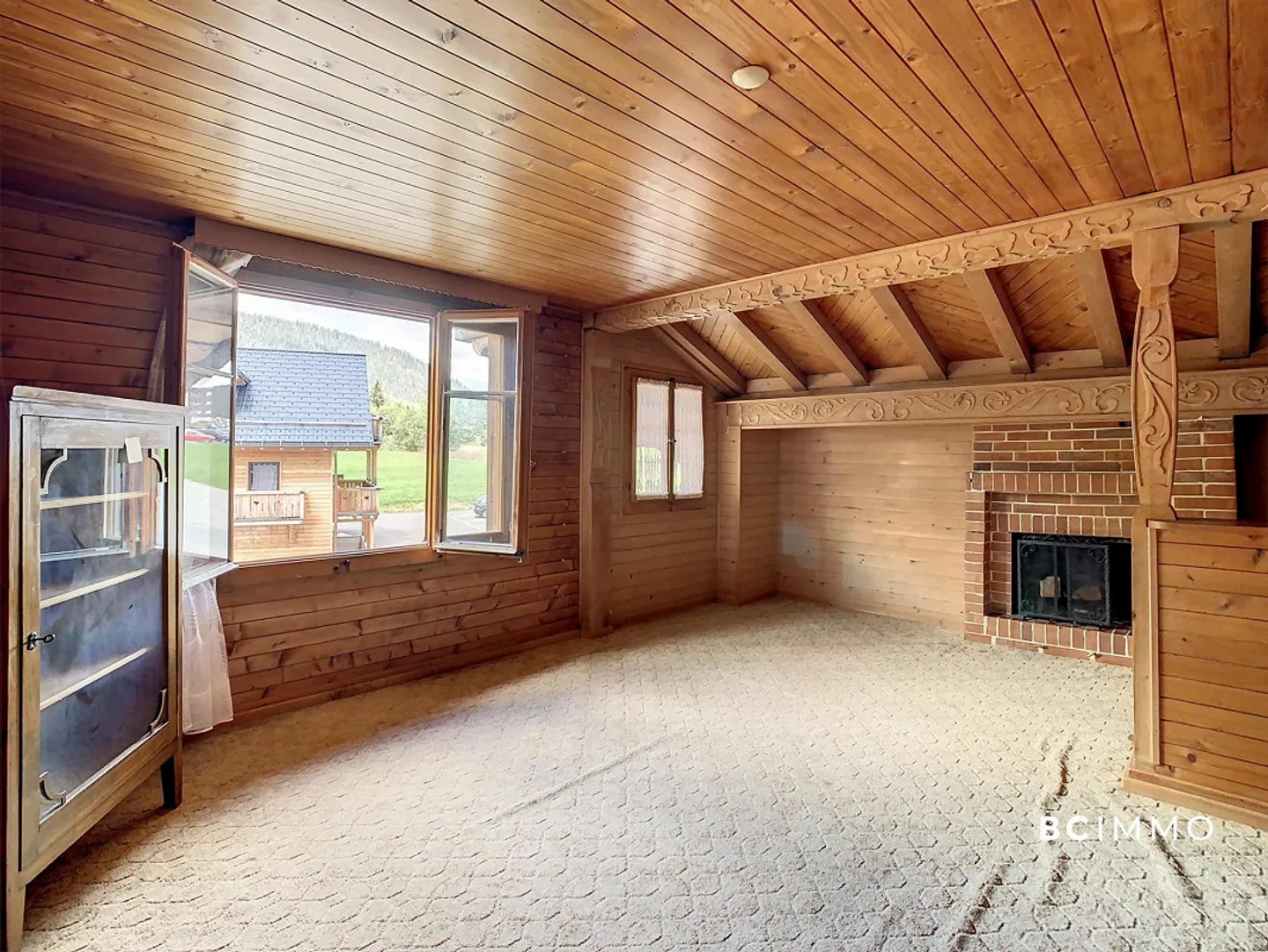 Chalet mit zwei Wohnungen und einem Geschäft | BC IMMO - Foto 9 von 9