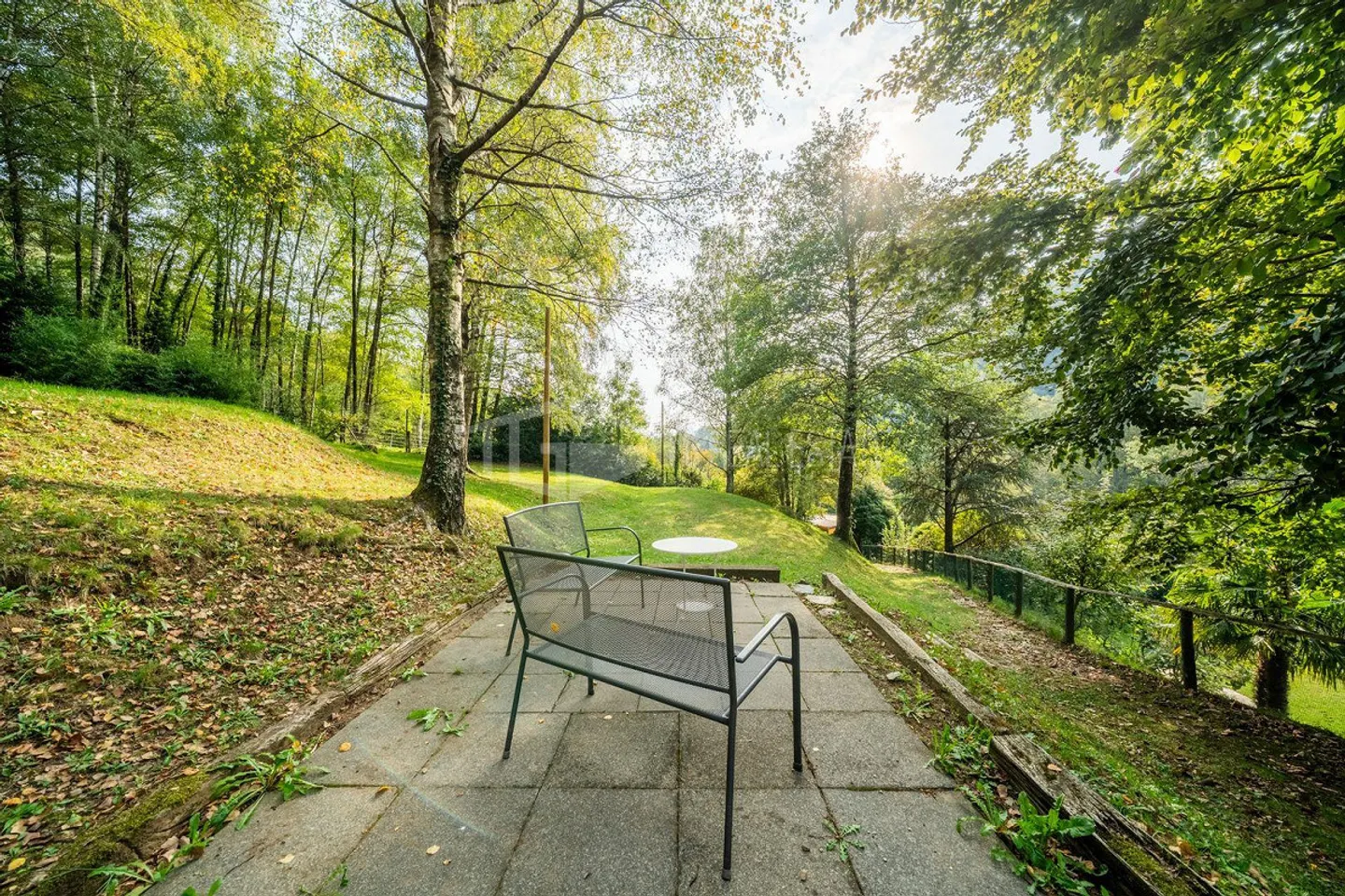 UNE OASIS DE PRIVACITÉ : VILLA AVEC LAGUNE ET DEPENDANCE - Photo 28 sur 30
