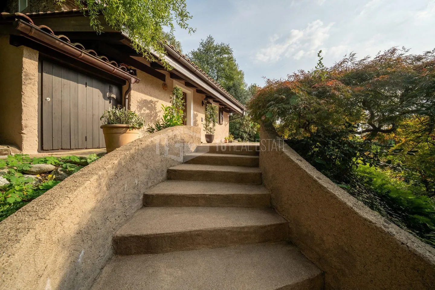 UNE OASIS DE PRIVACITÉ : VILLA AVEC LAGUNE ET DEPENDANCE - Photo 30 sur 30
