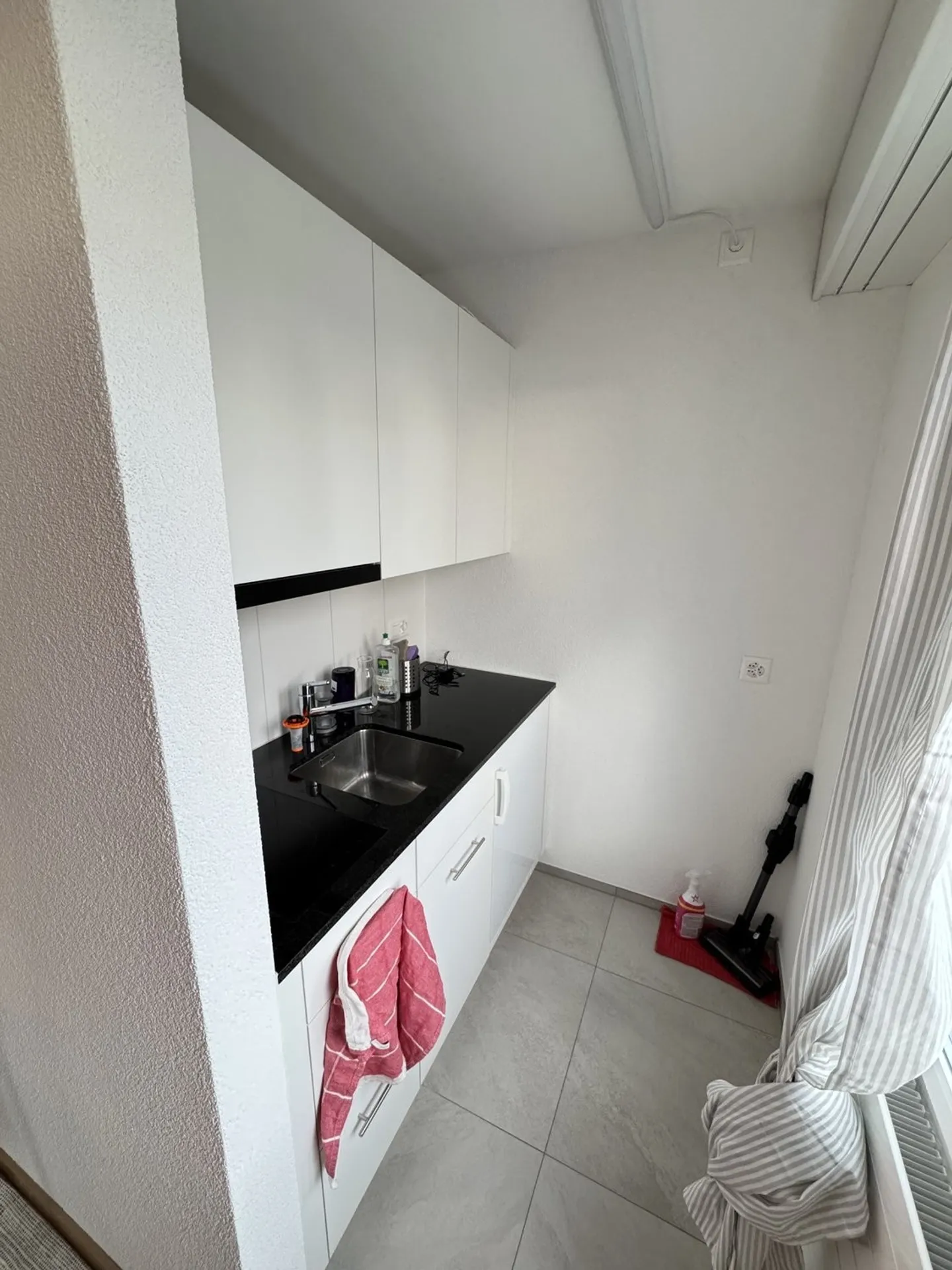 Appartamento 1 camera ristrutturato al piano terra - Foto 2 di 4