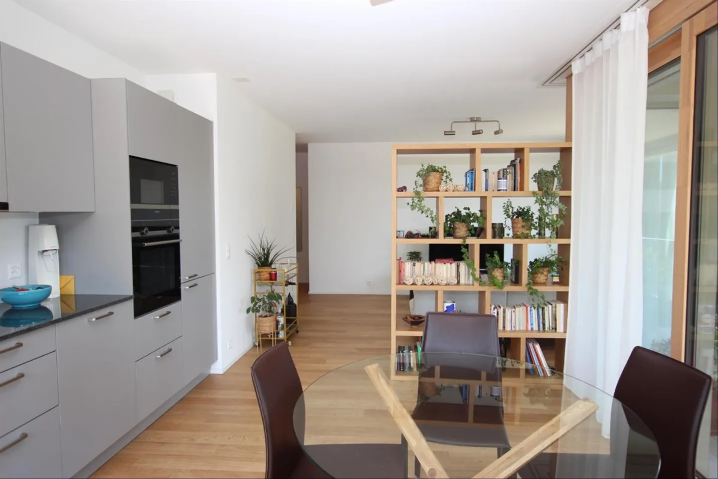 Helles Apartment mit Terrasse - Foto 6 von 6