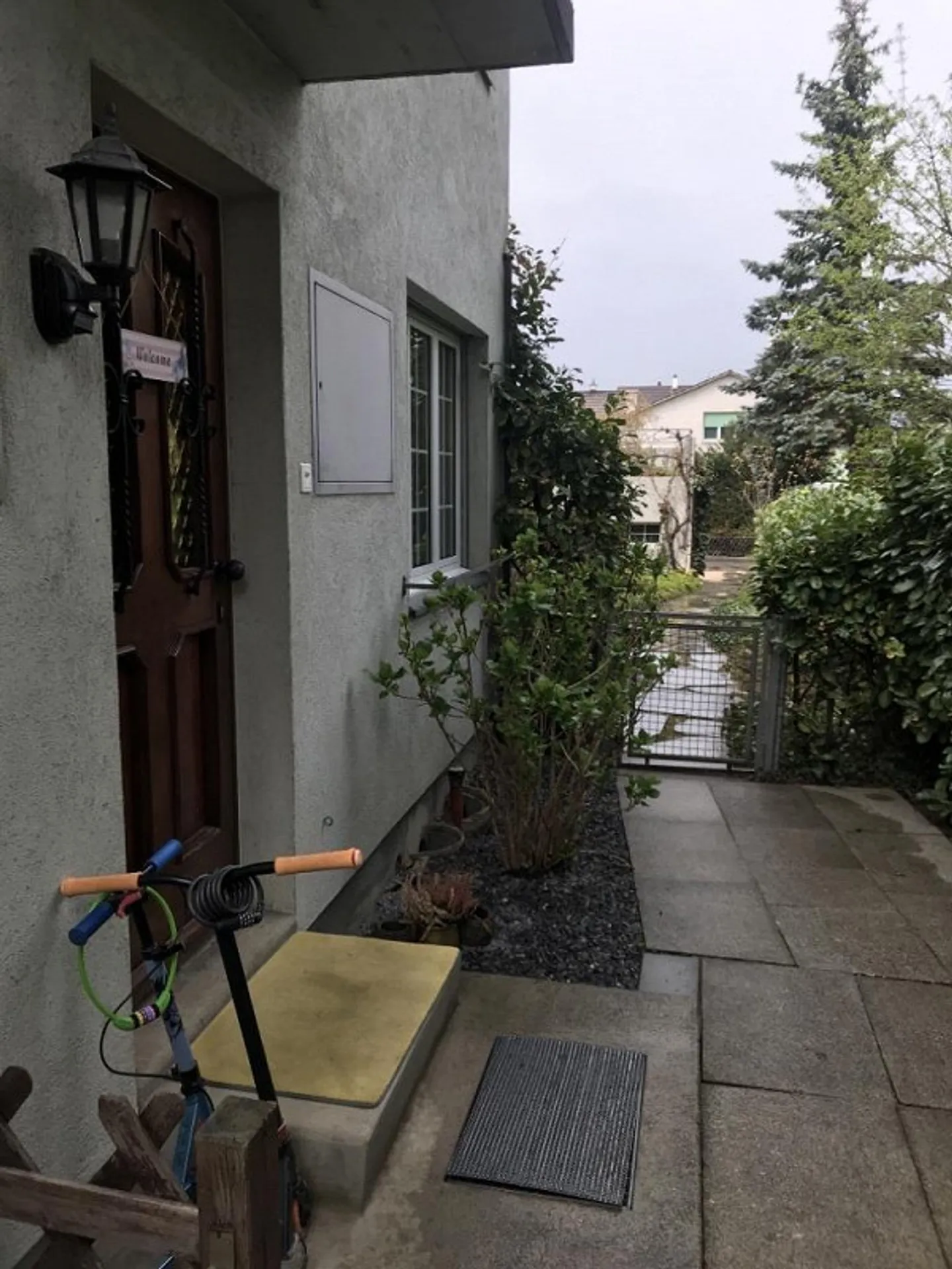 WOHNTRAUM IN THERWIL - 5-ZIMMER EINFAMILIENHAUS MIT GARAGE - Foto 2 von 12