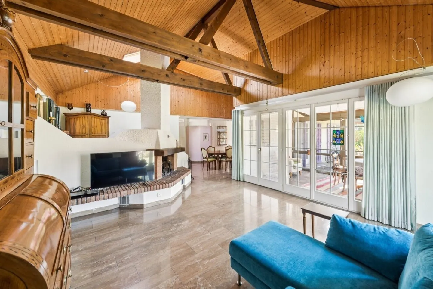 Your retreat with garden paradise and panoramic view - Photo 2 of 8