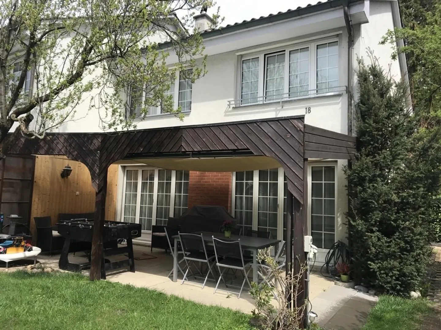 WOHNTRAUM IN THERWIL - 5-ZIMMER EINFAMILIENHAUS MIT GARAGE - Foto 11 von 12