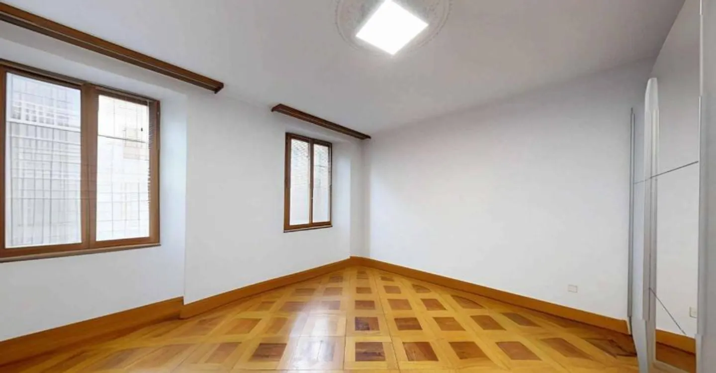 Geräumige 5-Zimmer-Wohnung mit Panoramaterrasse - Foto 4 von 6