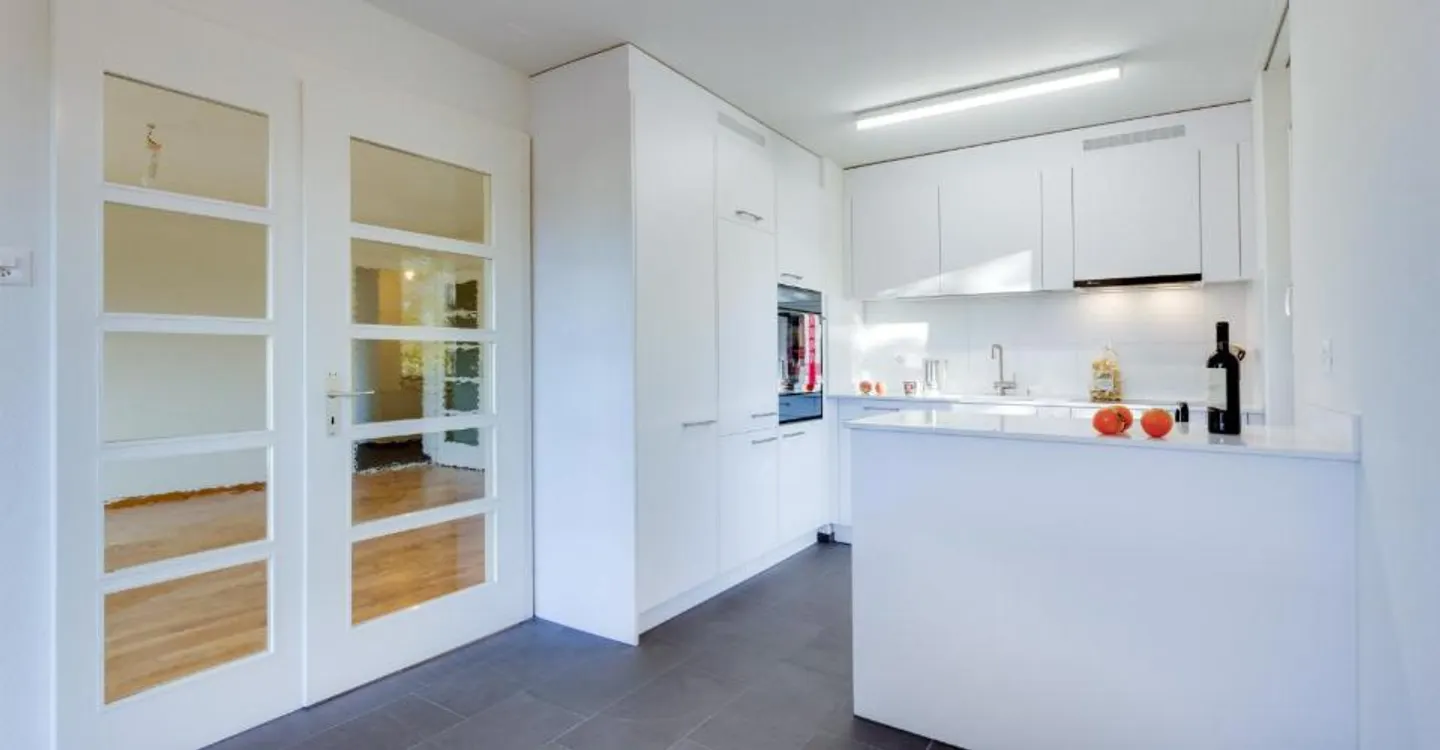 Modernes Apartment mit Aussicht - Foto 3 von 9