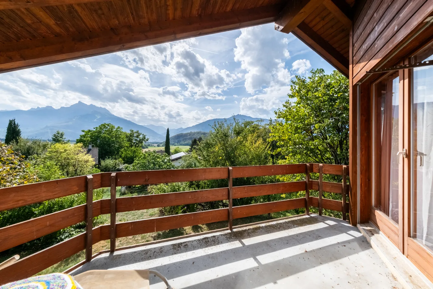 Charming Villa with Panoramic Views - Photo 10 of 13