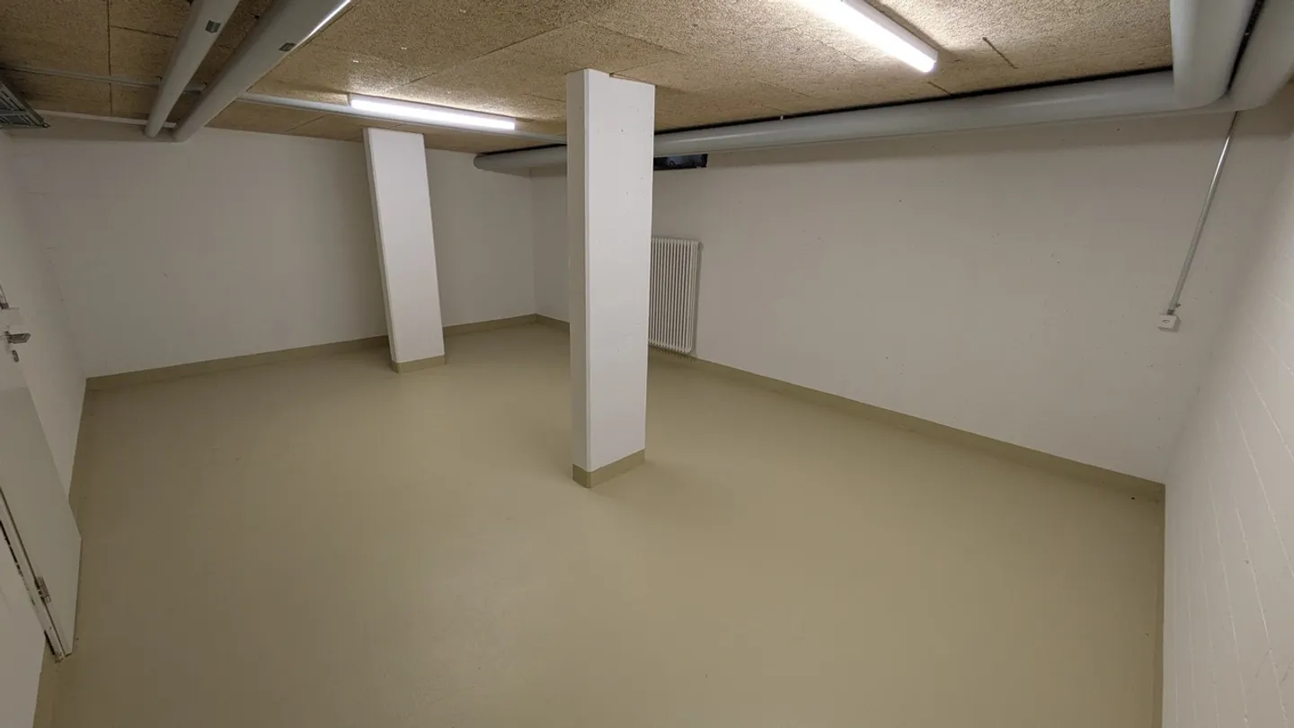 31.81m2 Storage Room Fehraltorf - Haldenstrasse 10 - Photo 6 of 11