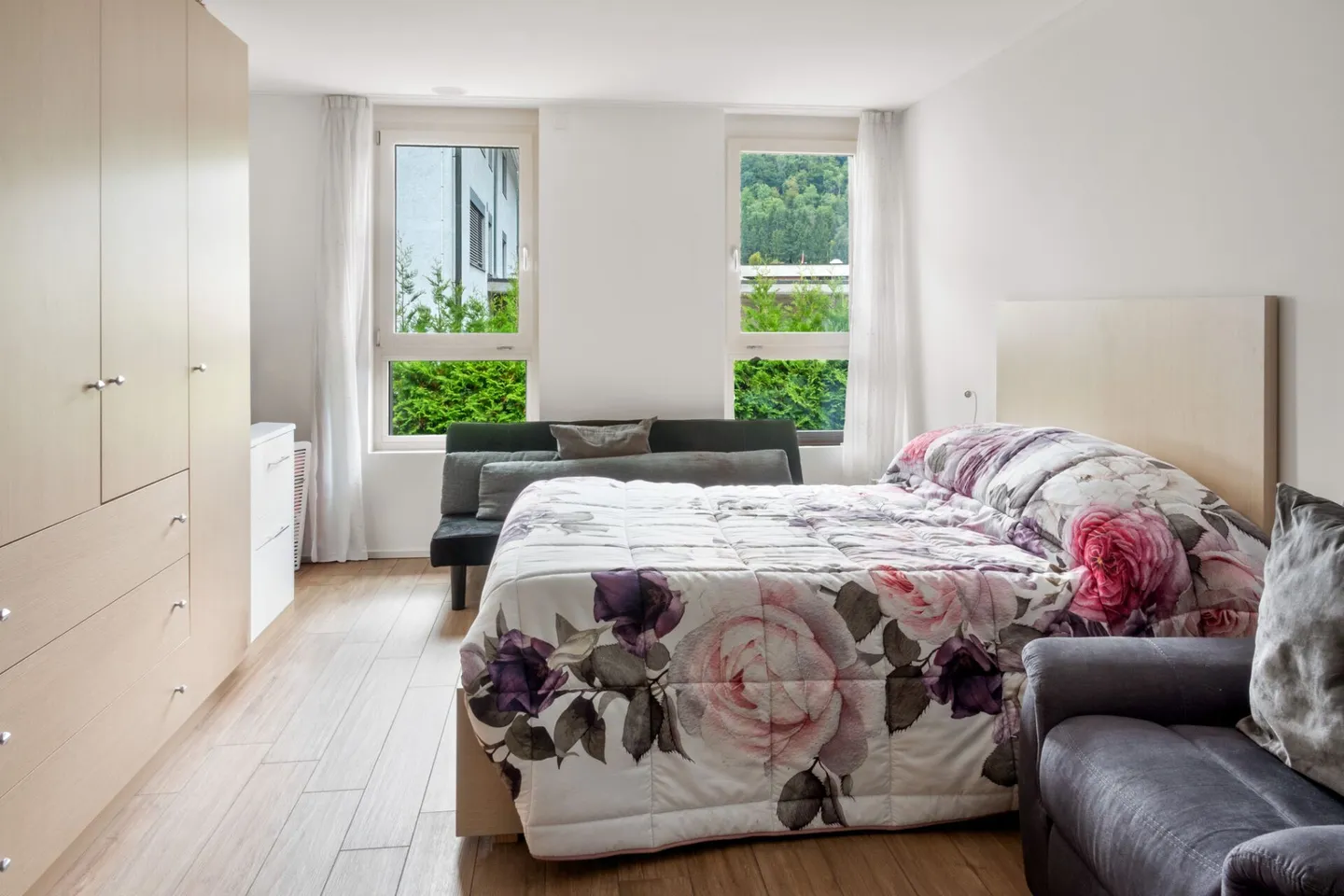 Moderna casa bifamiliare di 6 stanze con giardino a Hausen am Albis - Foto 7 di 14