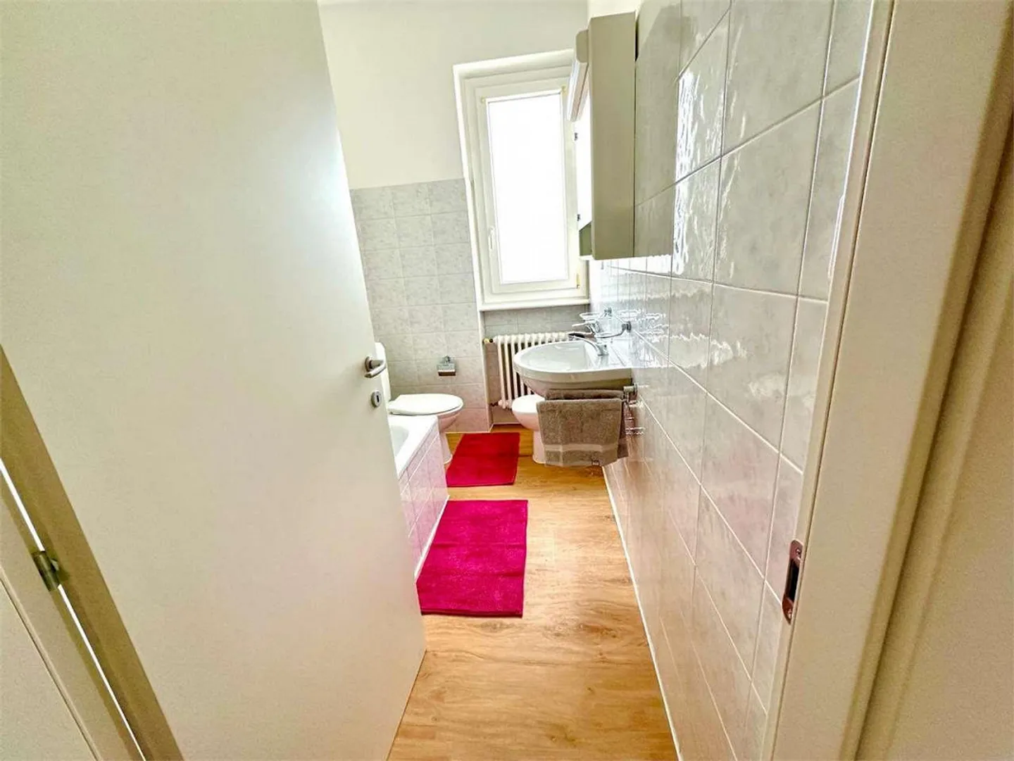 Chiasso: Appartamento trilocale arredato in edificio ristrutturato con alto comfort - Foto 1 di 8