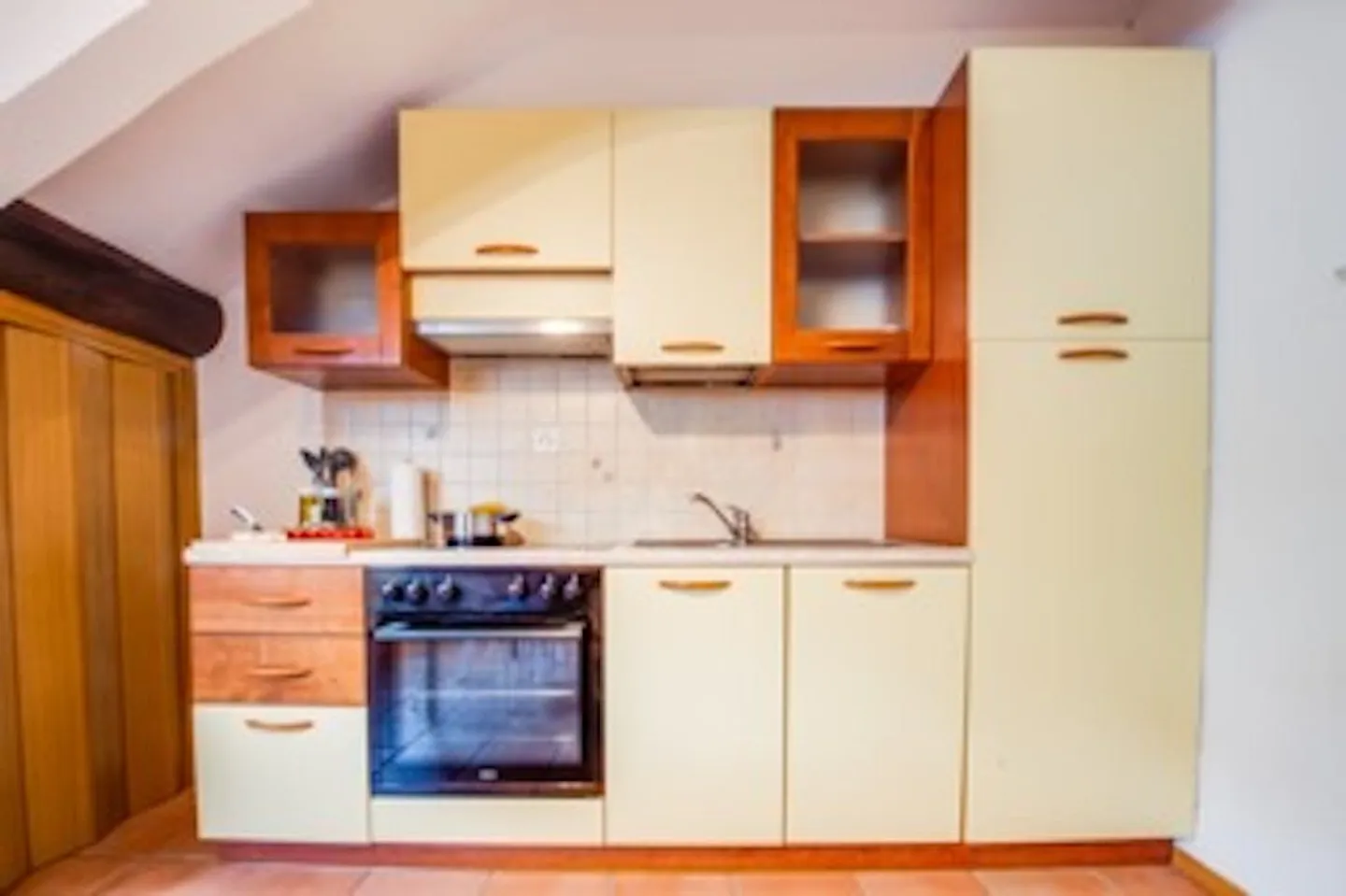 Apartment for rent - Photo 5 of 9