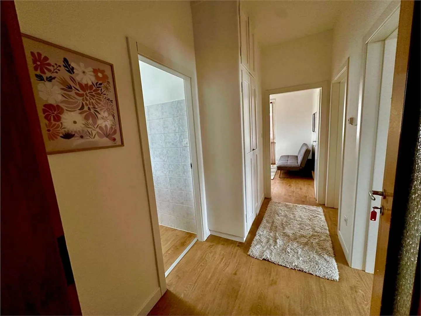 Chiasso: Appartamento trilocale arredato in edificio ristrutturato con alto comfort - Foto 3 di 8