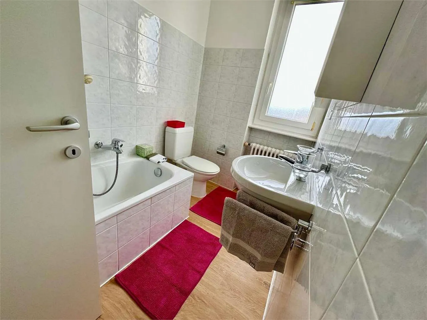 Chiasso: Appartamento trilocale arredato in edificio ristrutturato con alto comfort - Foto 4 di 8