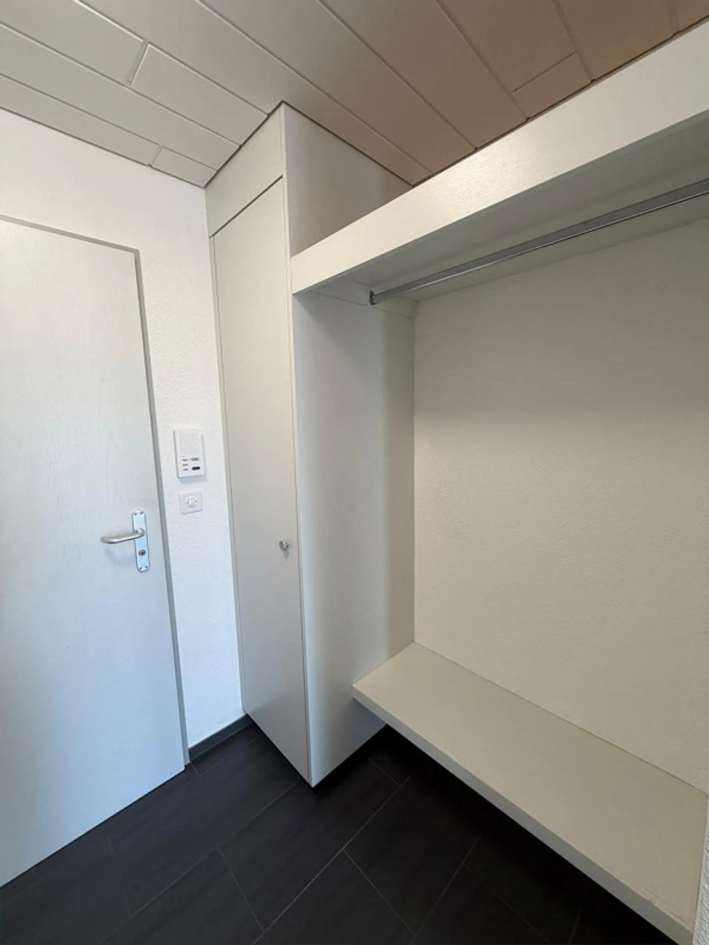 2½-Room Apartment with a View of the Green - Photo 8 of 9