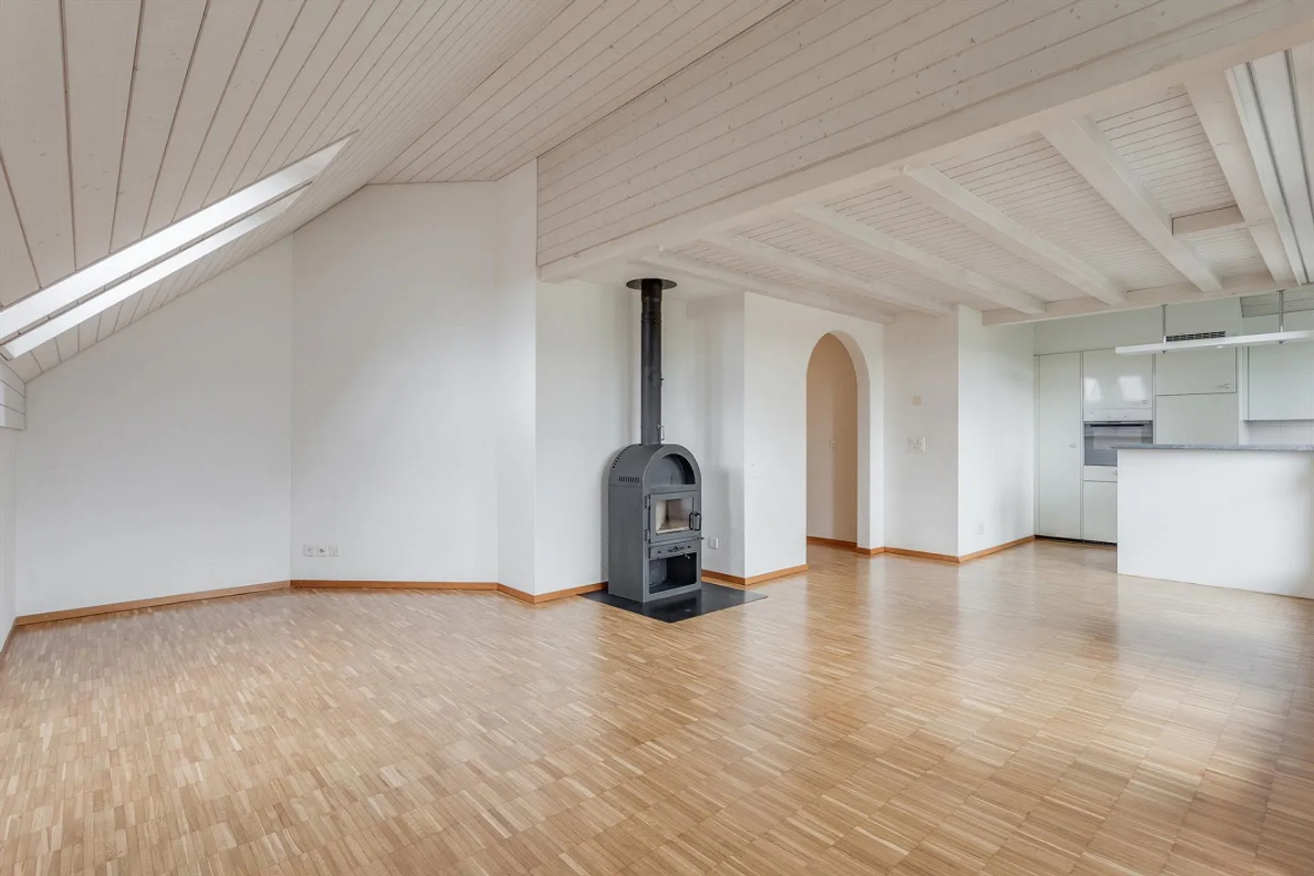 Charming Maisonette Apartment - Photo 1 of 11